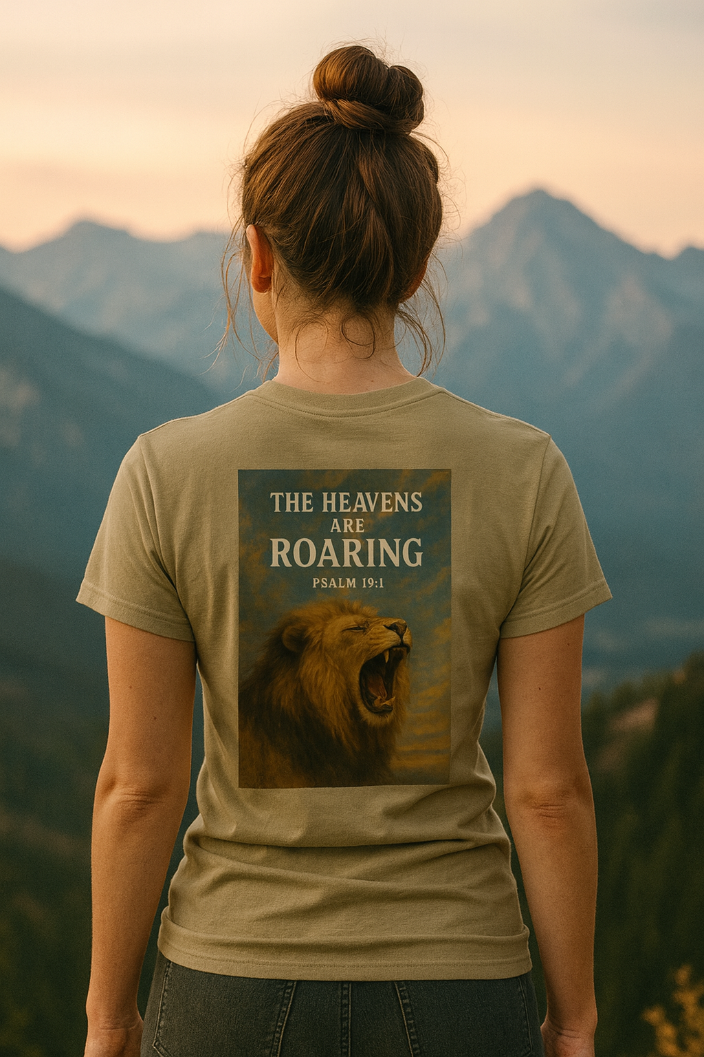 Tee – The Heavens are Roaring Ladies' Boyfriend T-Shirt